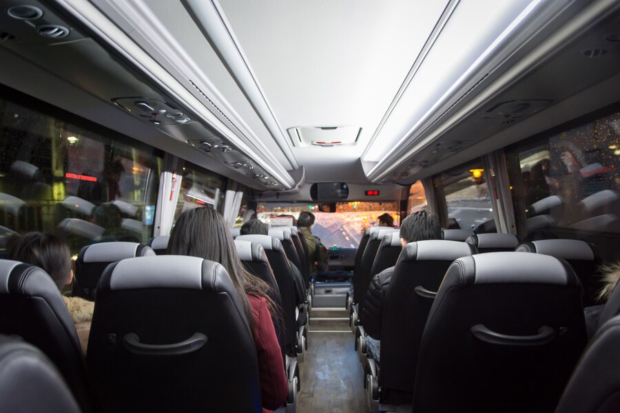 Top 5 Reasons to Rent a Charter Bus for Your Next Group Trip